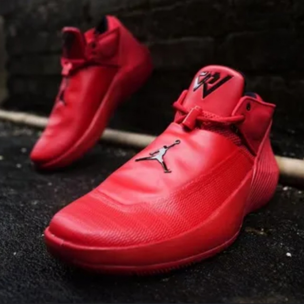 Jordan, Why Not? Sneakers .💋 Signature  Russell  Westbrook ❤️